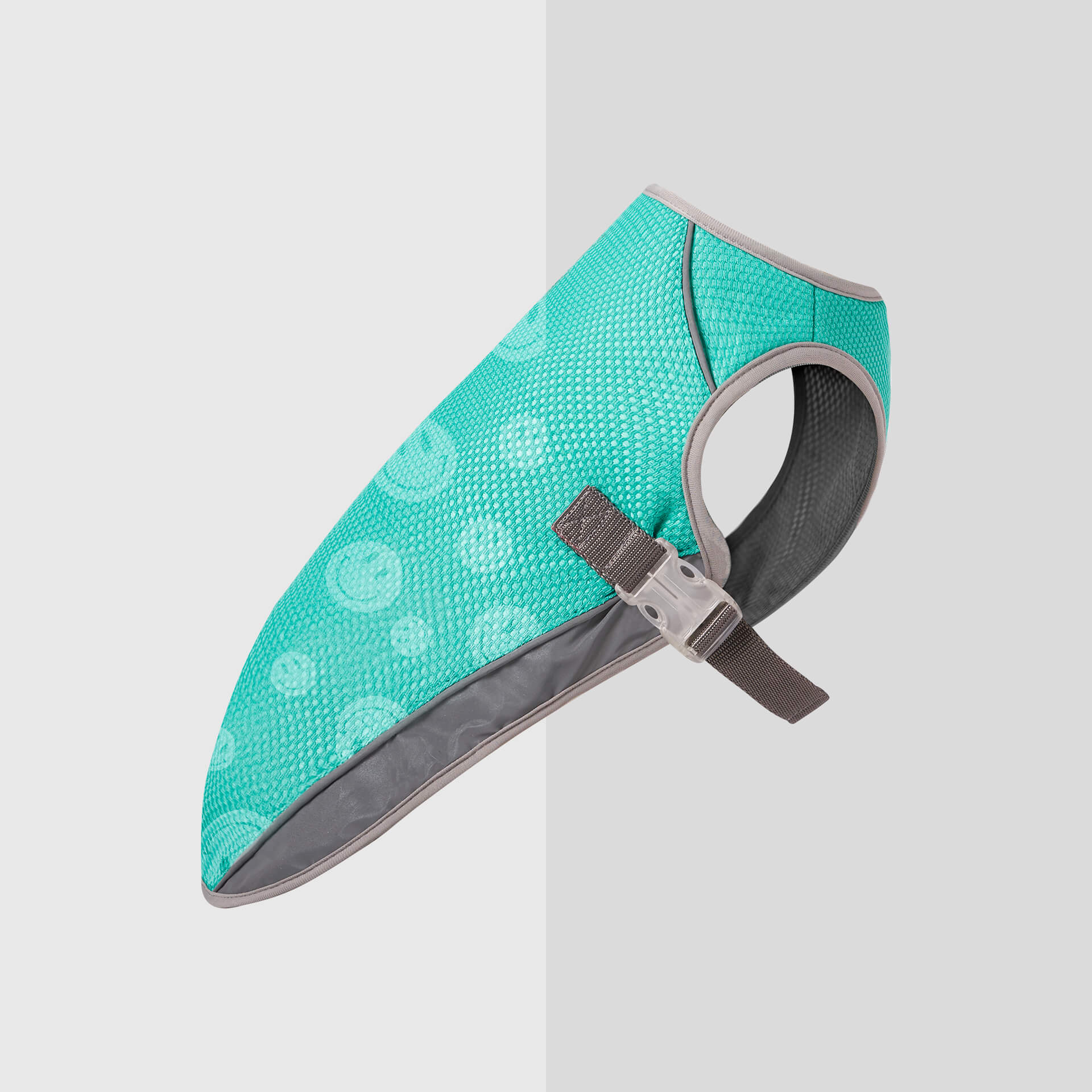 Chill Seeker Cooling Vest Wet Reveal M6